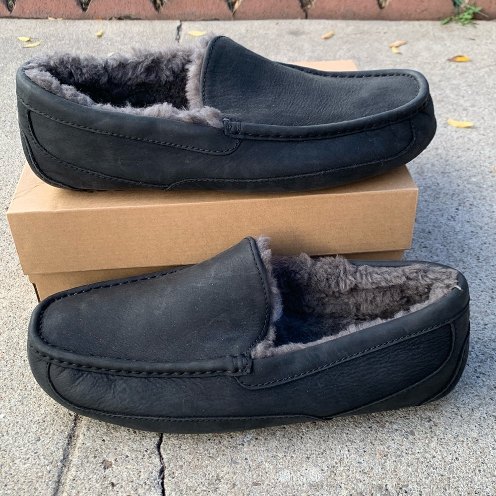 Mens UGG Ascot Slippers Wide Size 12 Nwt